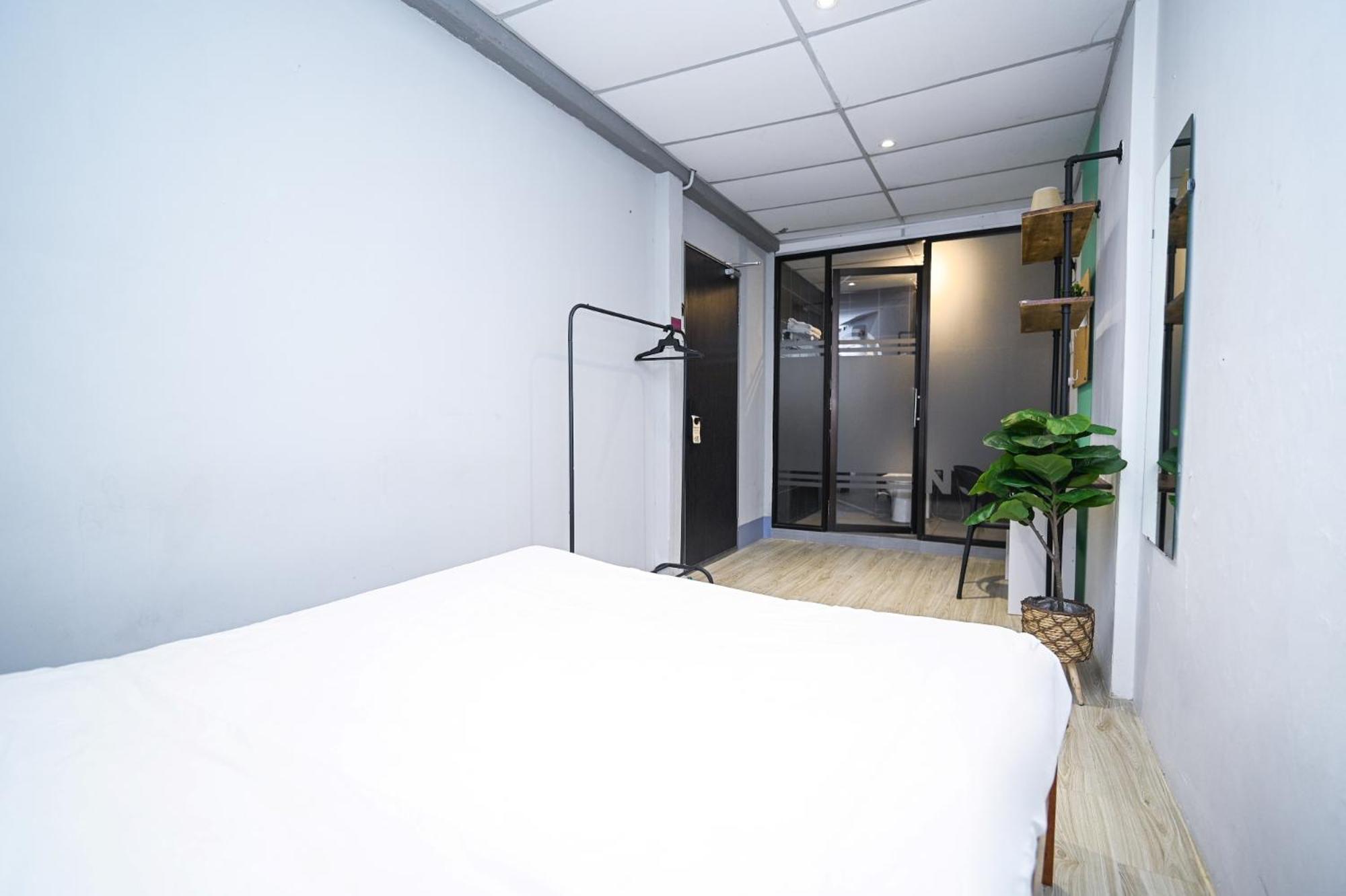 Hostel Swing & Pillows @ Street George Town